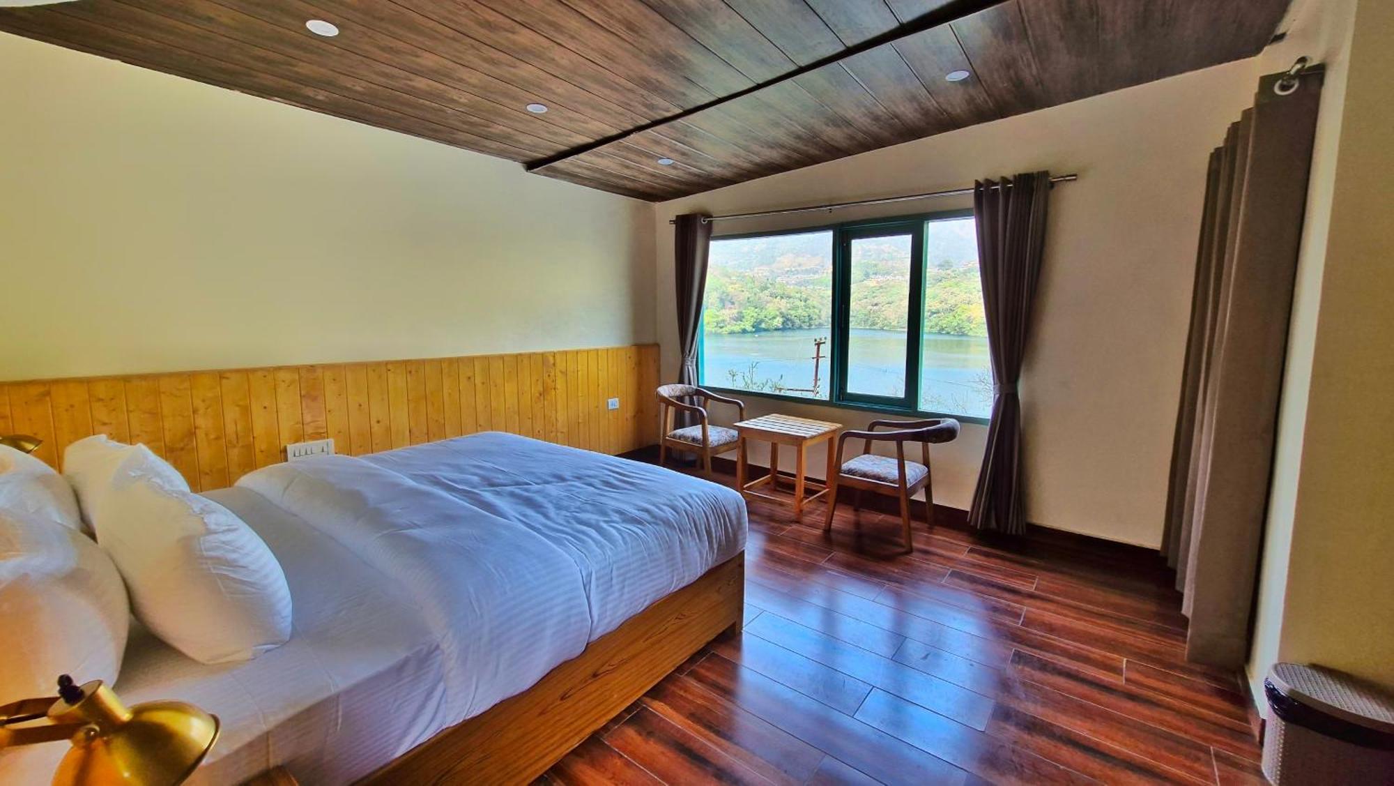 Happy Owls Lakeside Lodge Bhimtal Exterior photo